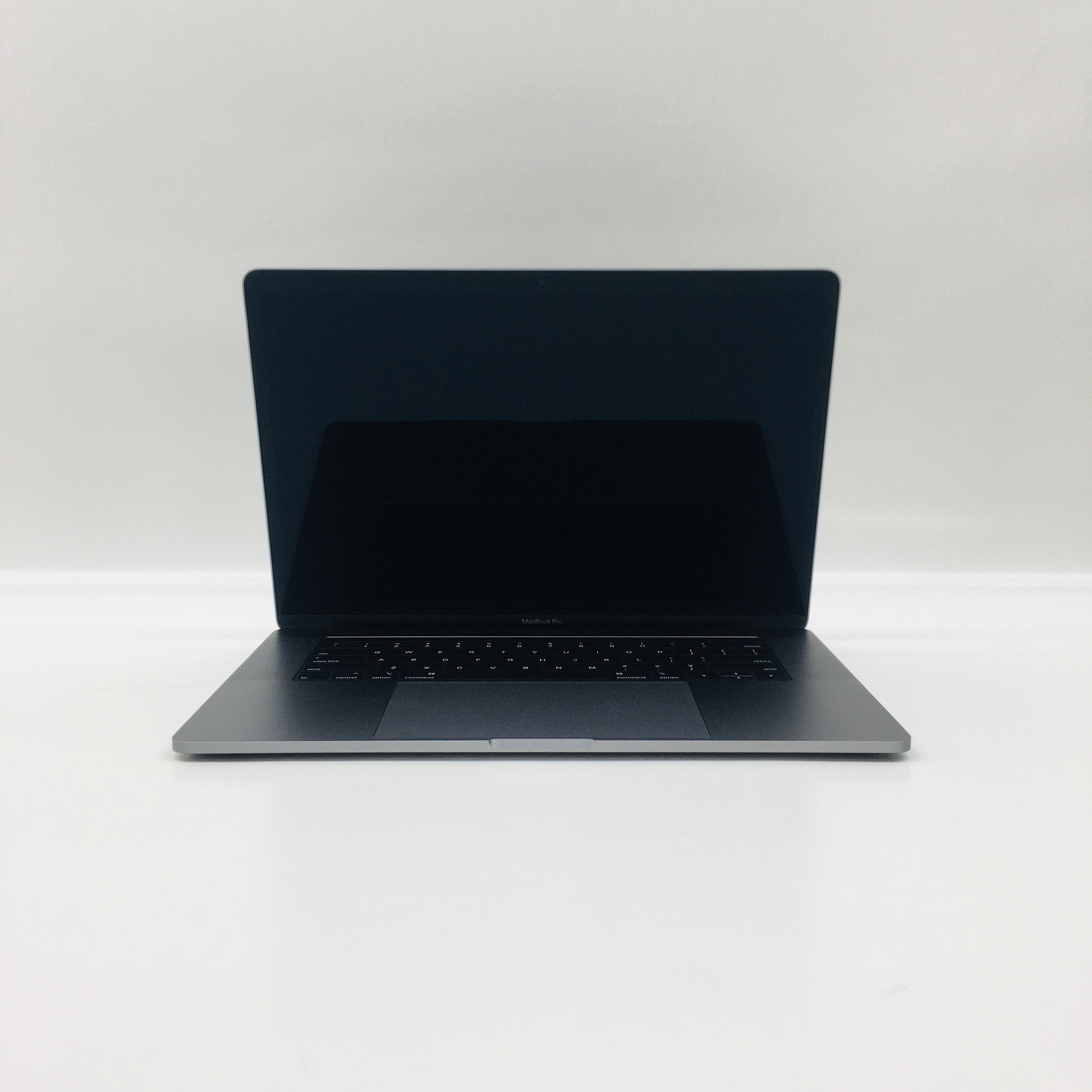 MacBook Pro 15" Touch Bar Mid 2018 (Intel 6-Core i7 2.6 GHz 32 GB RAM 512 GB SSD), Space Gray, Intel 6-Core i7 2.6 GHz, 32 GB RAM, 512 GB SSD, image 1